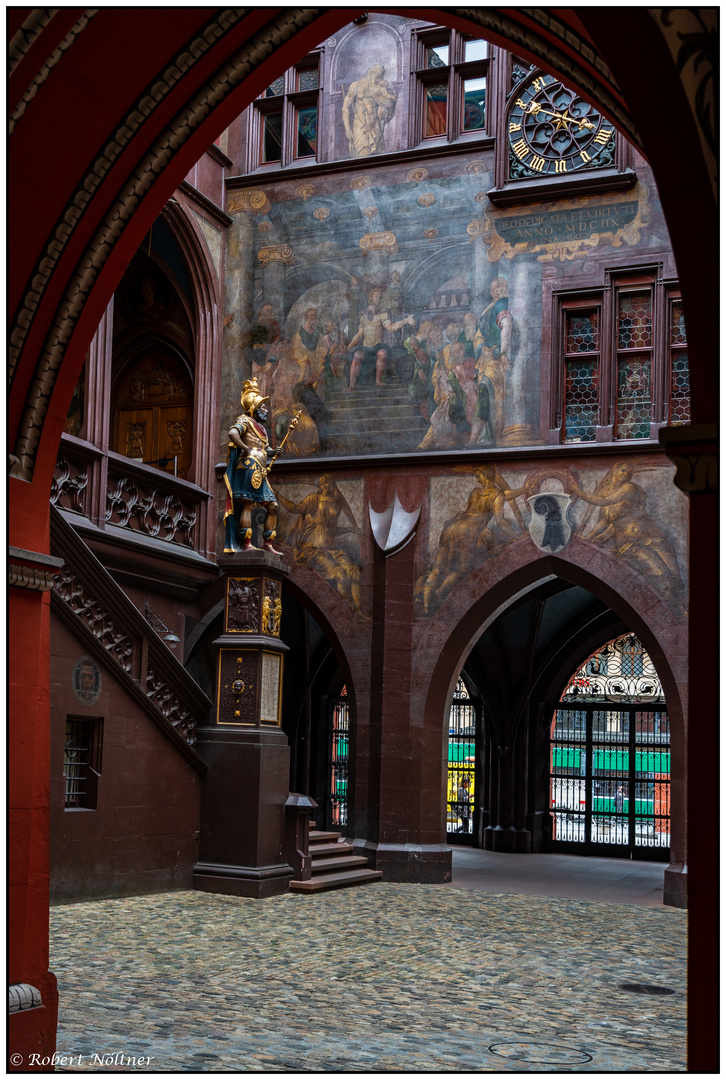 Basler Rathaus - Blick zum Marktplatz