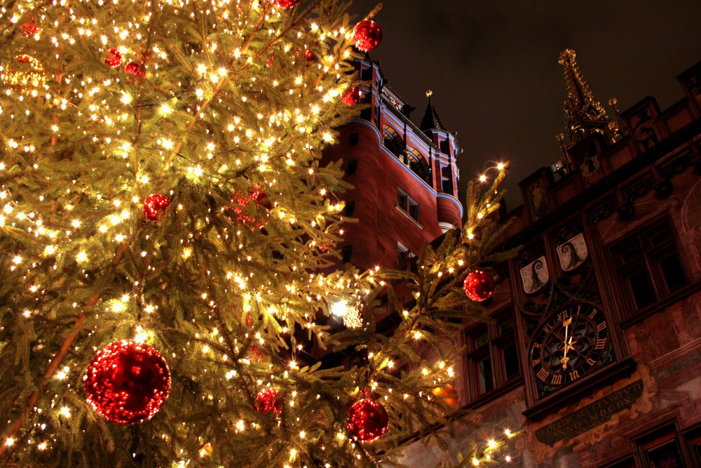 Basler Rathaus in Weihnachtsstimmung