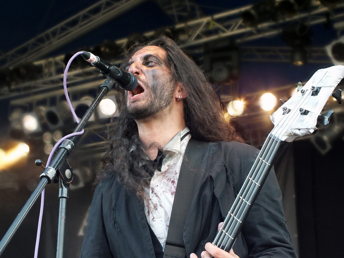 Bassist der Band Fleshgod Apocalypse auf dem Eisenwahn-Festival 2012