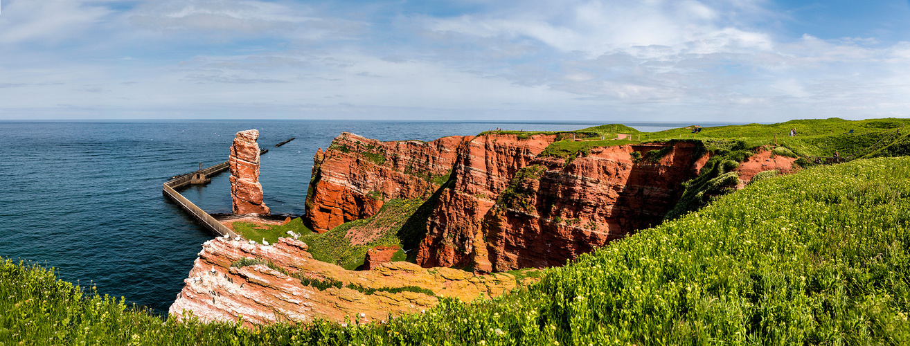 Bassto?lpelklippe auf Helgoland mit der langen Anna