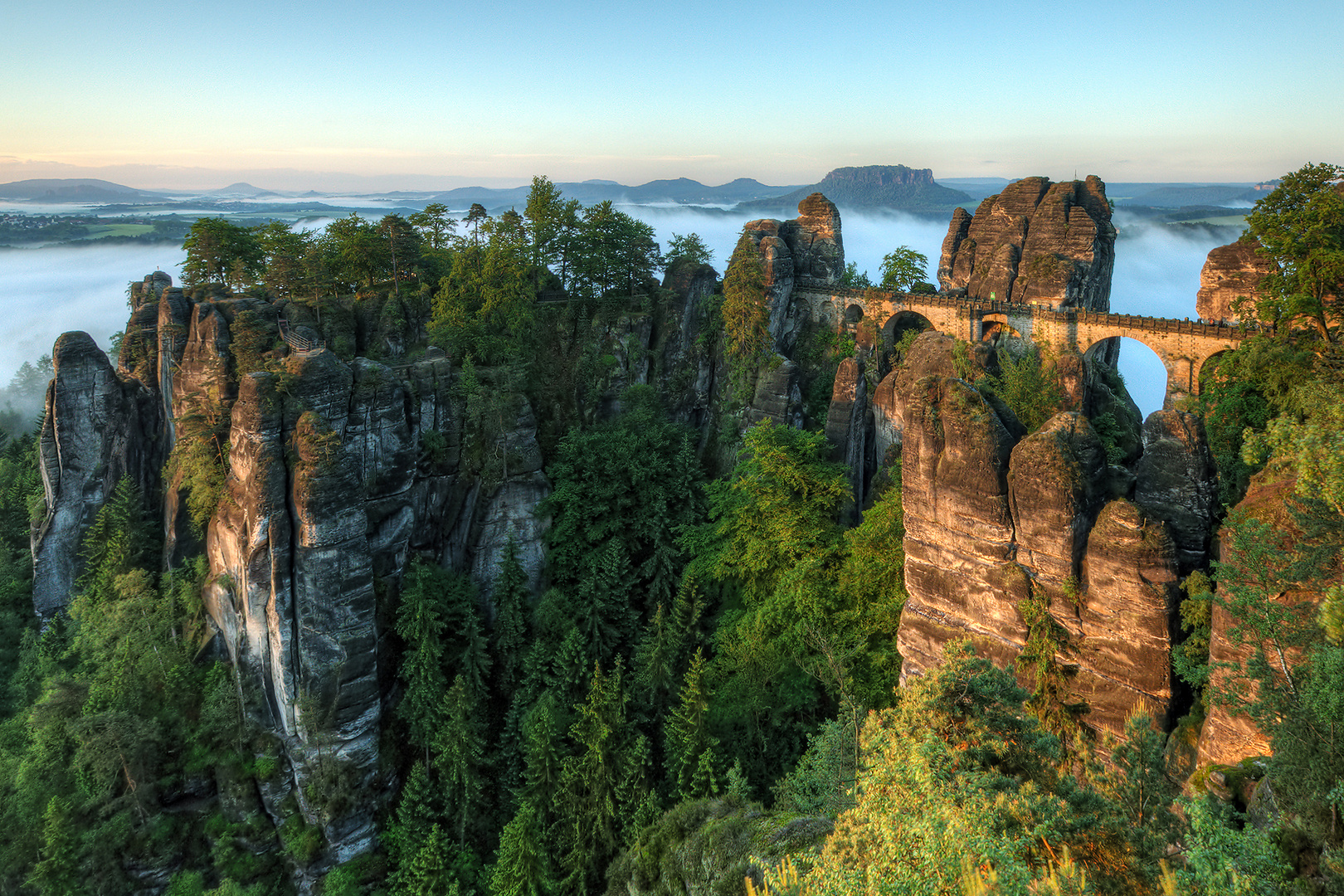 Bastei-HDR - 2.Platz "Deutsche Landschaften"