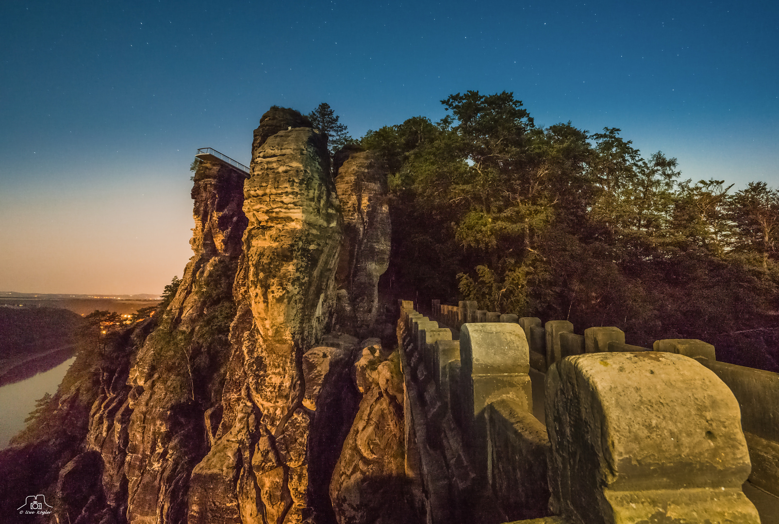 Bastei im Mondlicht