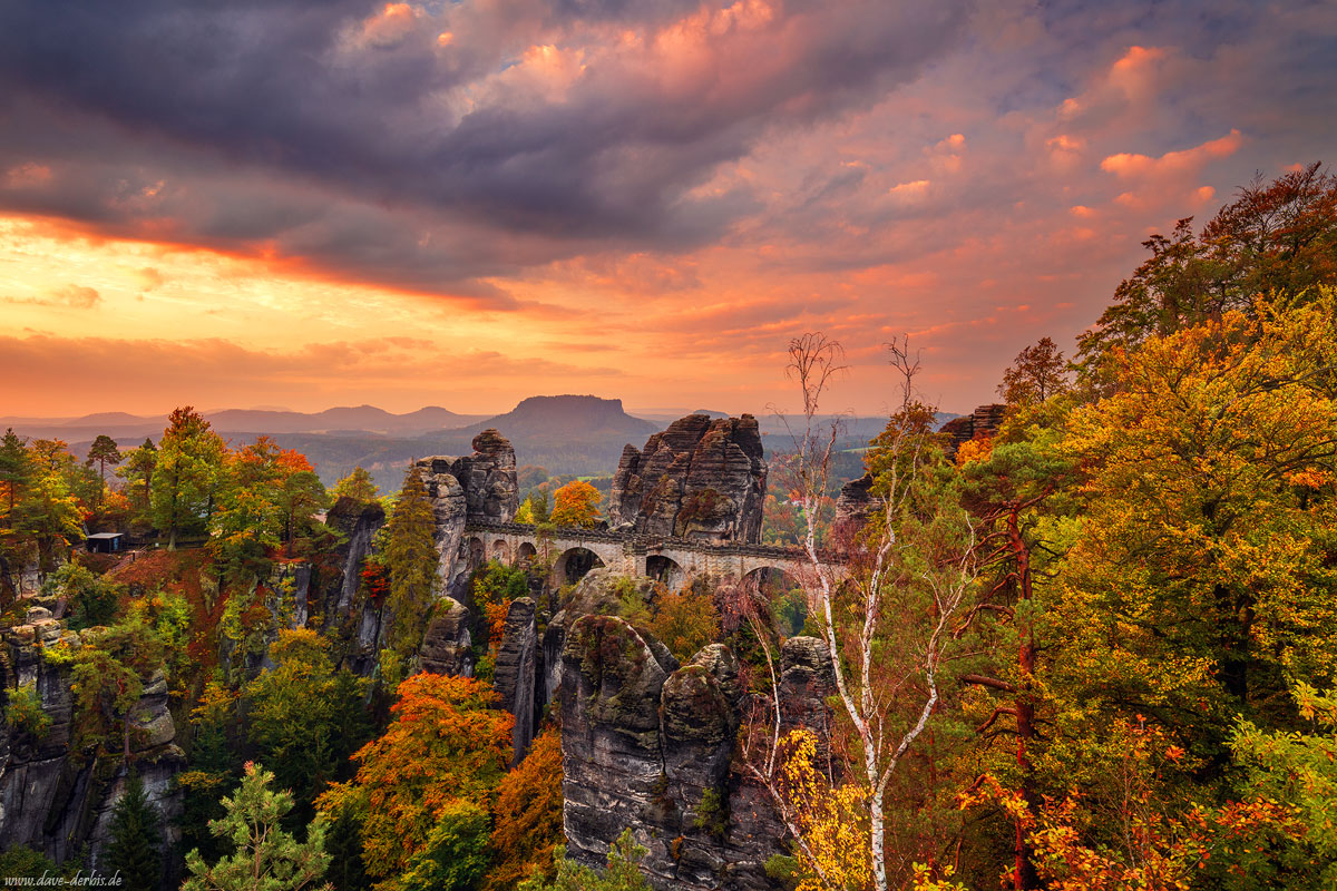 Basteibrücke im Herbst