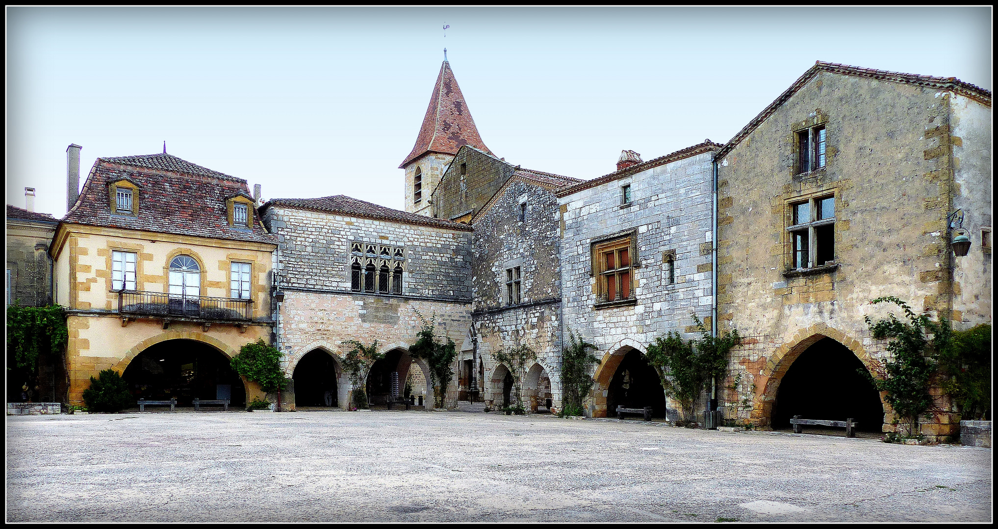 BASTIDE - de - MONTPAZIER - 3 - 