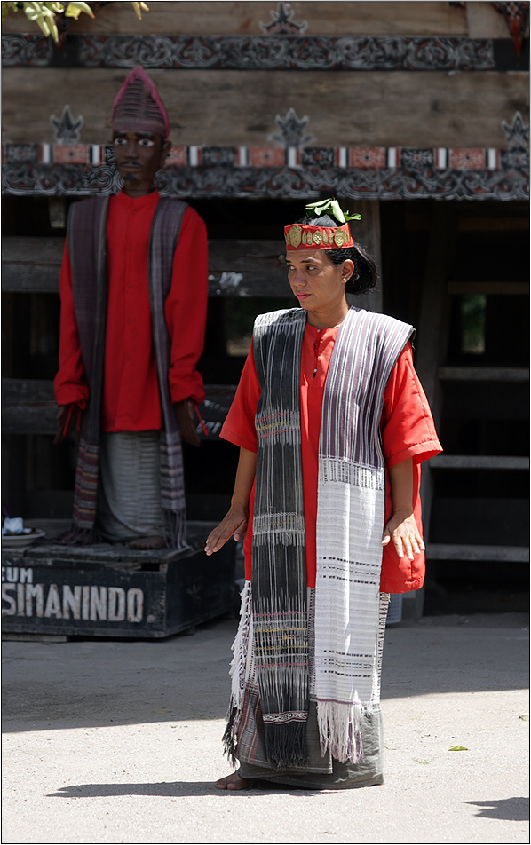 batak dancer