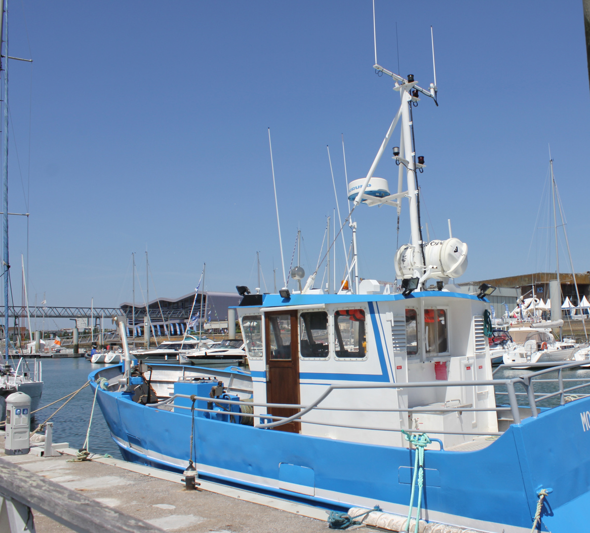Bateau à quai photo et image naval, sujets Images