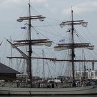 Bateau dans le port d' Oostende