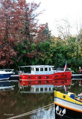 Bateau rouge 