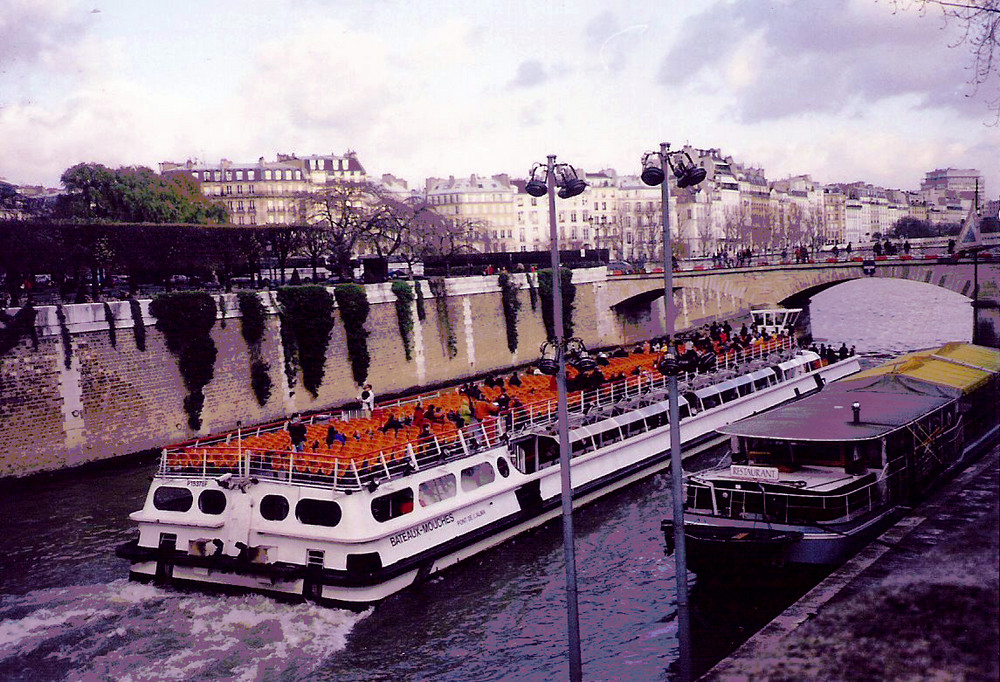 bateau-rouge