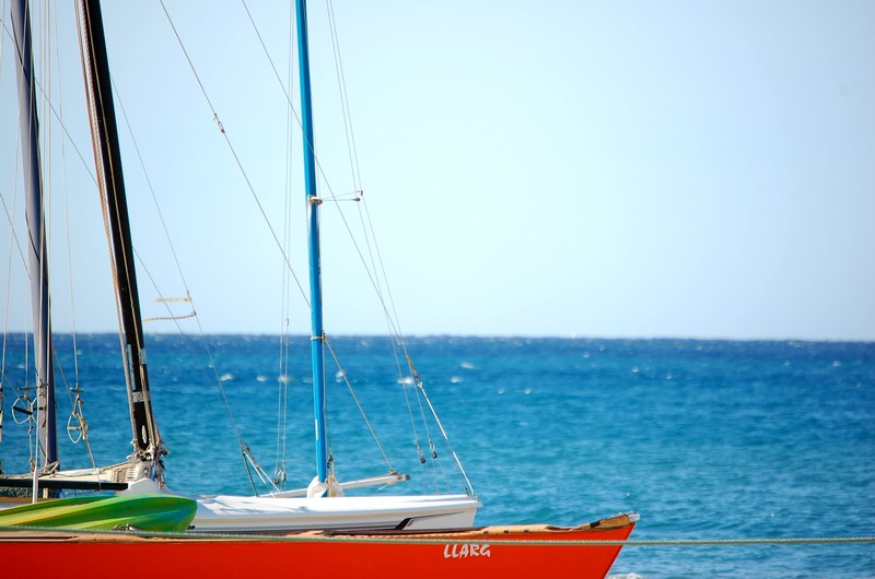 bateau sur fond de mer