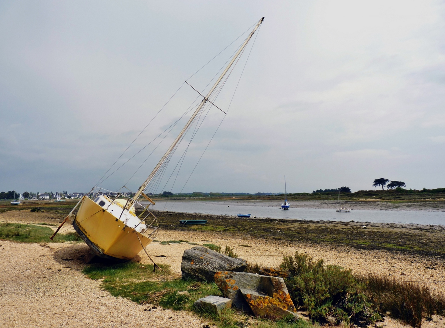 Bateau sur le Flanc