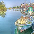 Bateaux de pêche dans canal