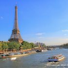 Bateaux mouches et tour effeil et seine