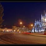 Bath Abbey & Garfunkels at the Empire <Bath bei Nacht>