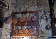 Batterie de cuisine au Château de Cassaigne