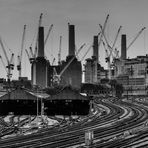 [ Battersea Power Station, from Victoria ]