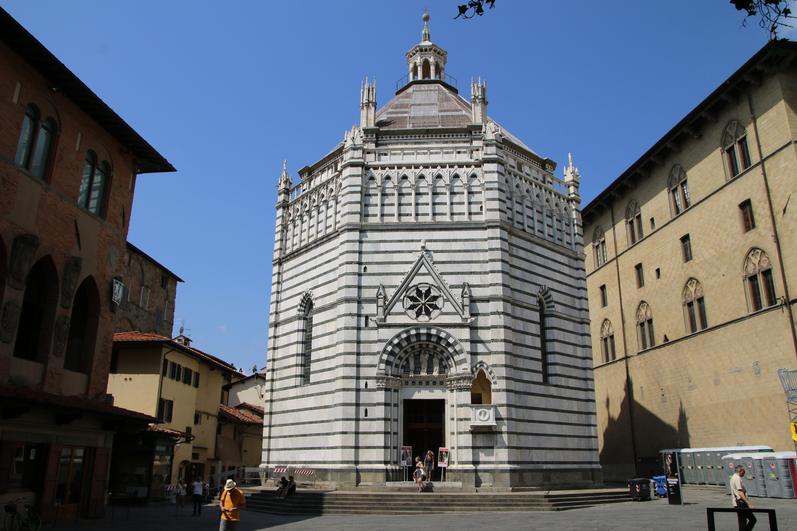 battistero di San Giovanni in corte von Pistoia