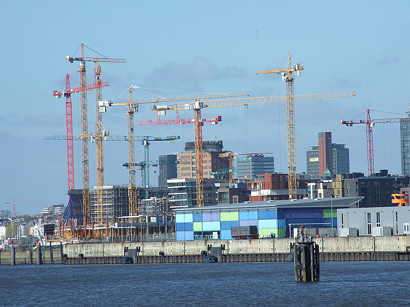 Bauboom in der Hamburger Hafencity.........