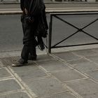 bauchfrei und kopflos in Paris
