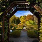 Bauerngarten im Herbst