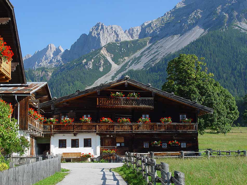 Bauernhof außer Dienst Foto & Bild | world, landschaften, natur Bilder