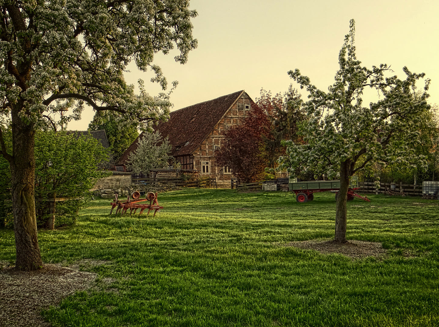 Bauernhof im Frühling