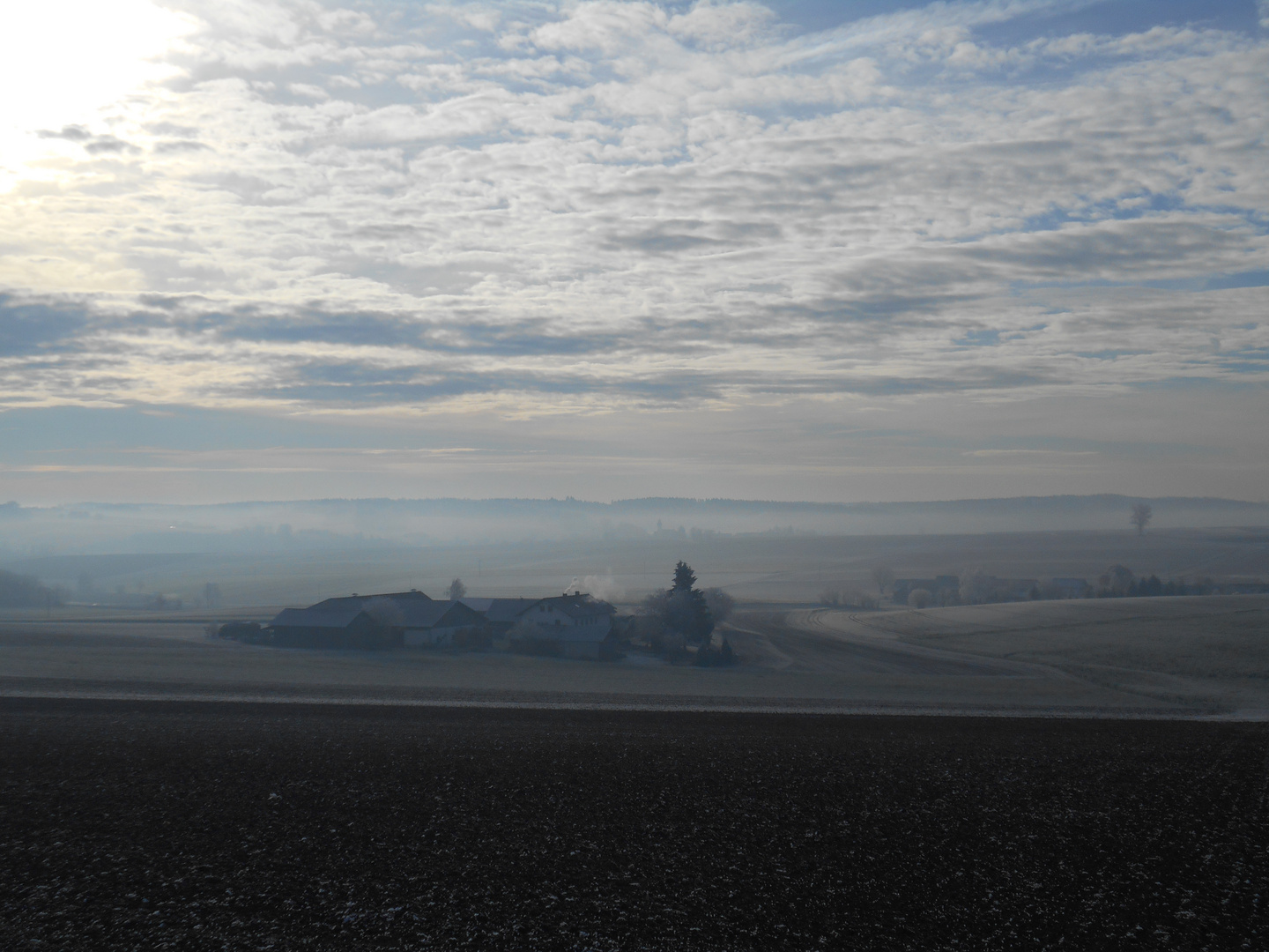 Bauernhof im Nebel