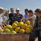 Bauernmarkt am Highway von Taschkent nach Samarkand