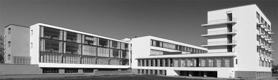 Bauhaus Dessau Südostansicht