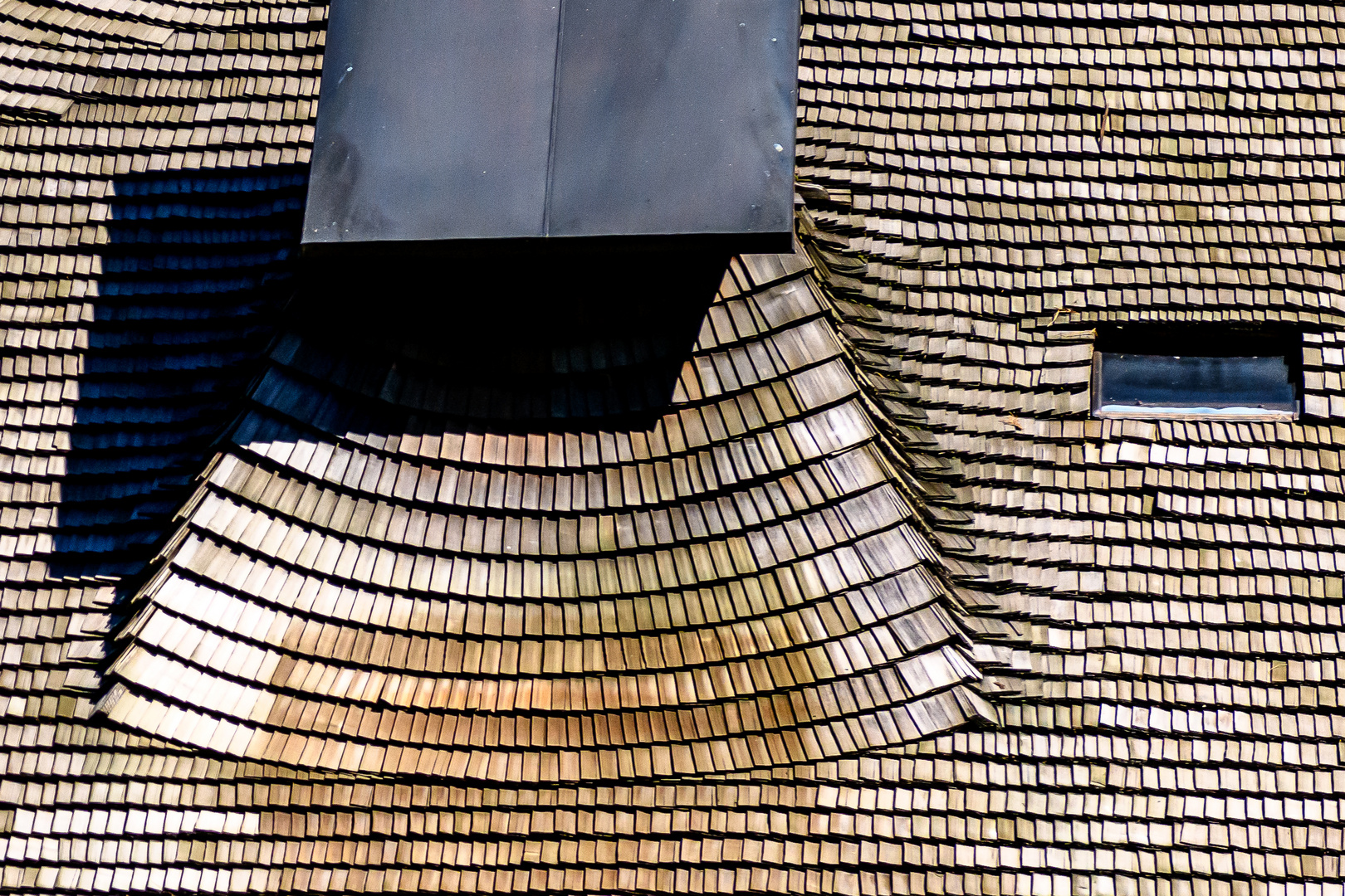 Baukunst an einem Bauernhaus im Tal des l´Hongrin - Schweiz