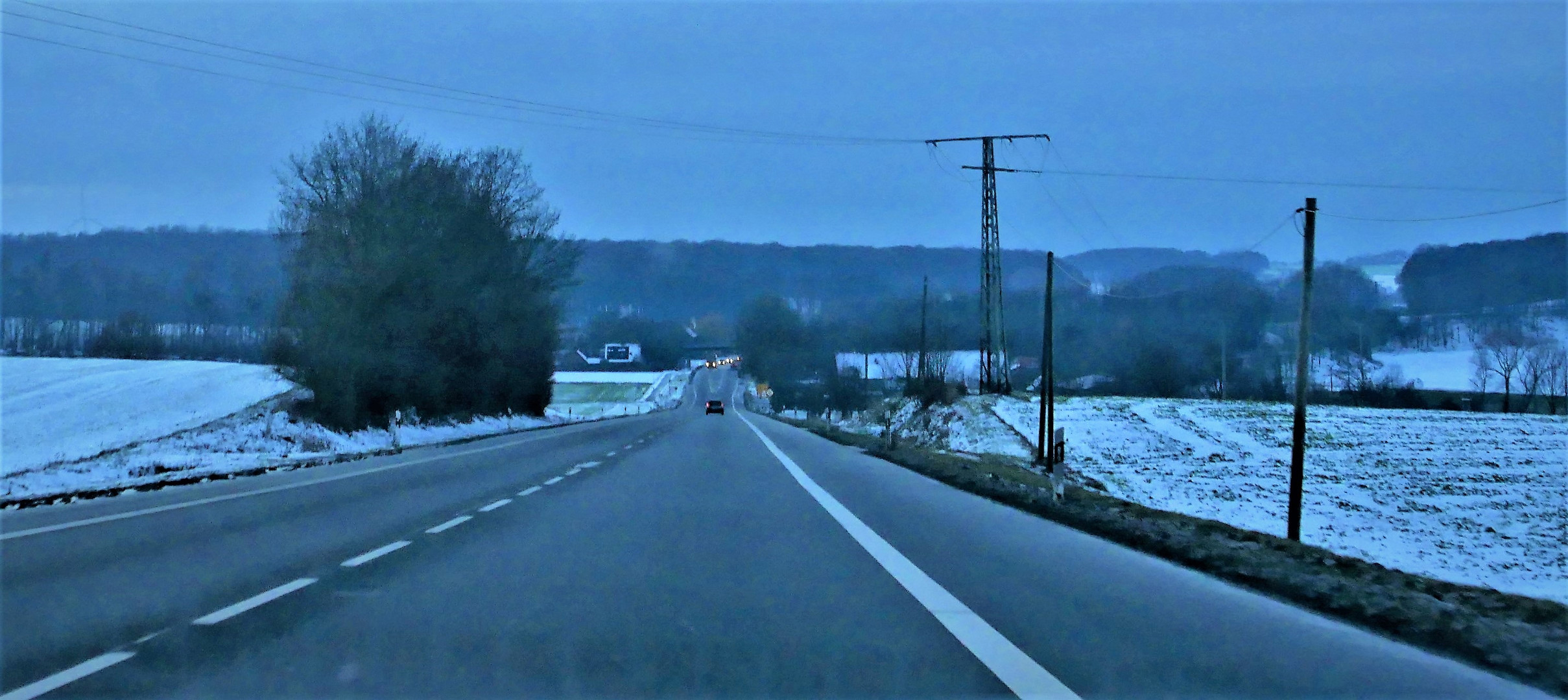 Baumberge im Schnee - Die B 525  