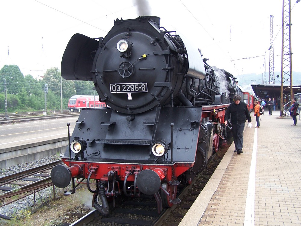 Baureihe 03 2295-8 zu Besuch am Ulmer Hauptbahnhof