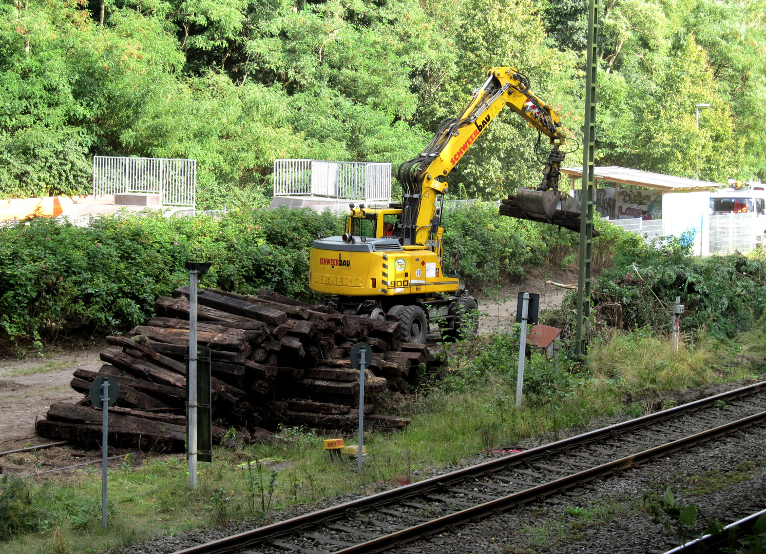 Baustelle Bahnhof Hemmoor ....