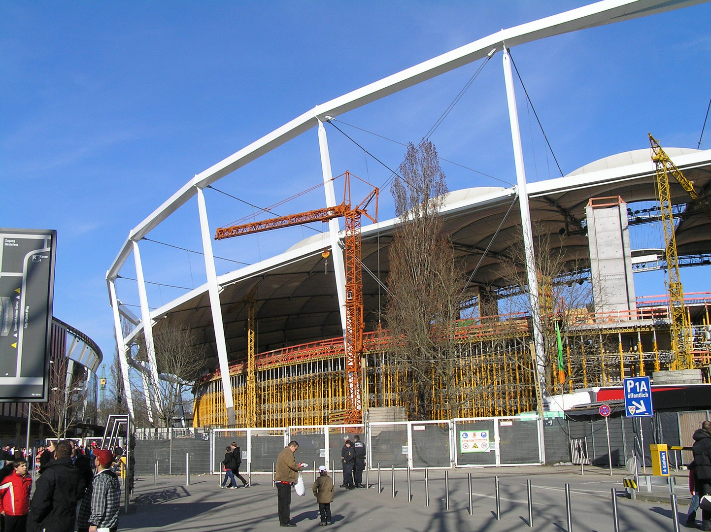 Baustelle: Cannstatter Kurve, Mercedes-Benz-Arena - Stuttgart, 20.03.2011 -1-