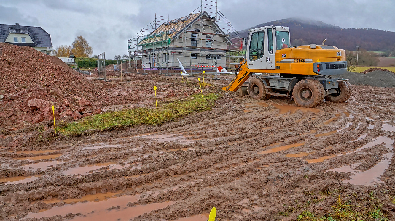 Baustelle, das neue Haus (obras, la casa nueva)