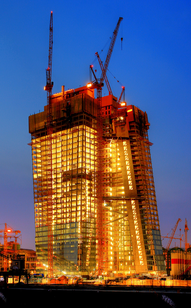 Baustelle der neuen EZB in Frankfurt am 24.03.2012