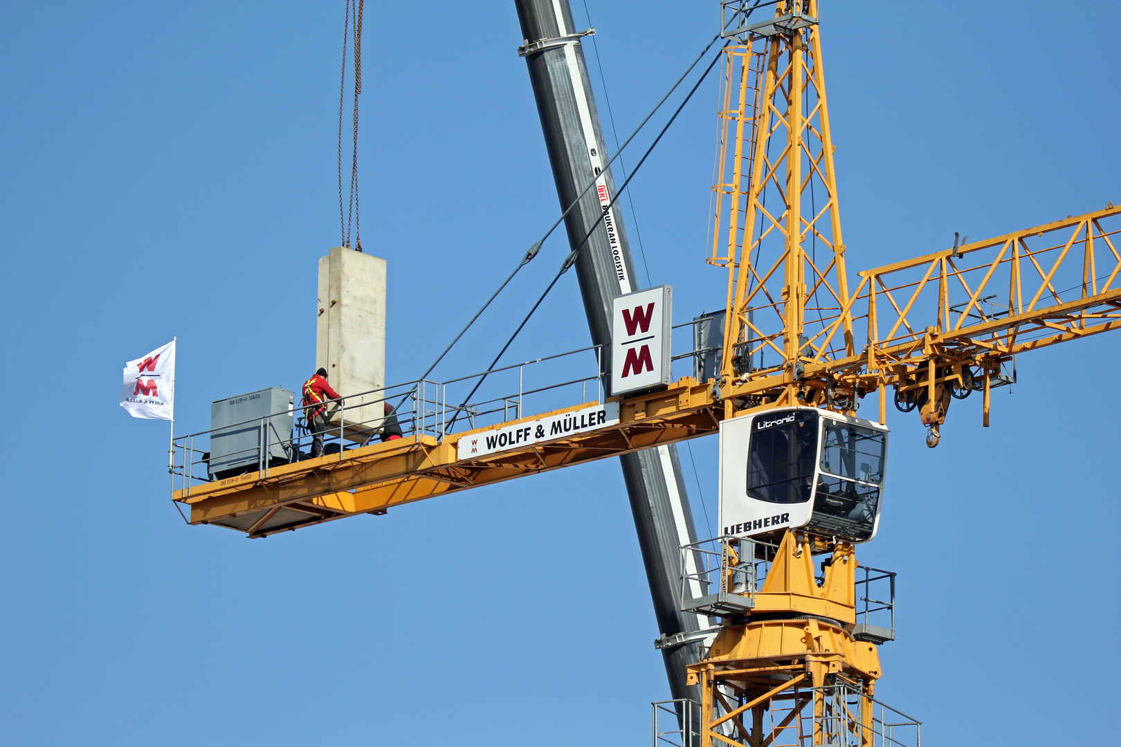 Baustelle - Kranaufbau -