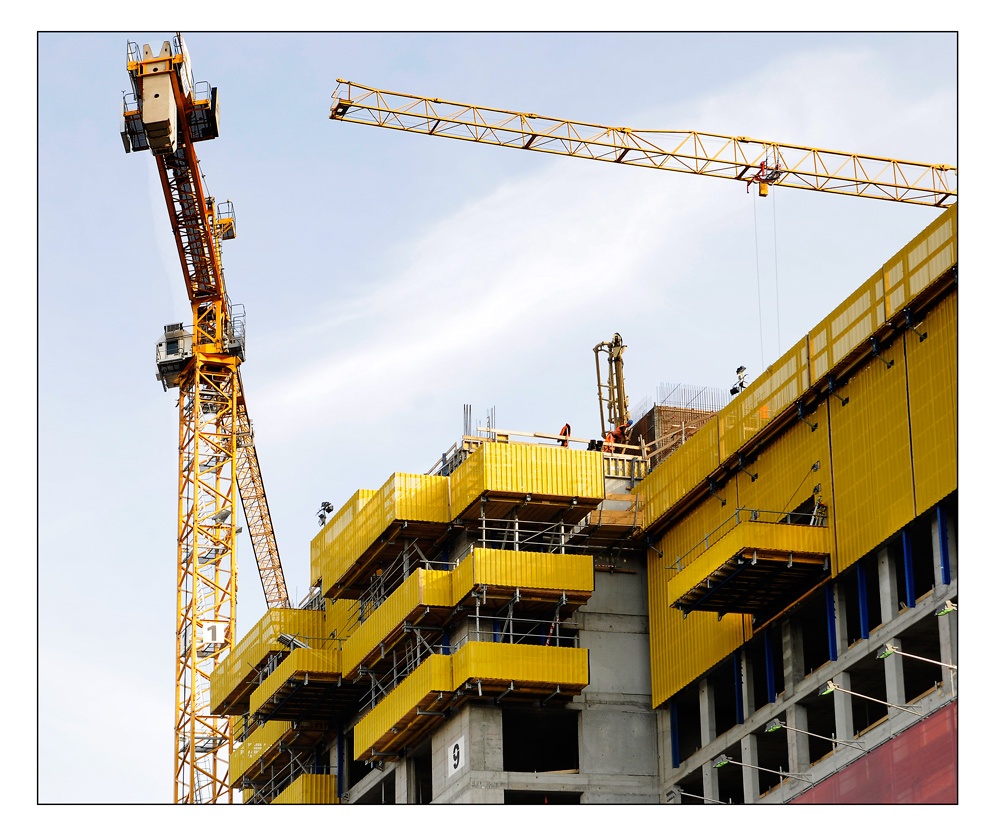 Baustelle mit Balkon