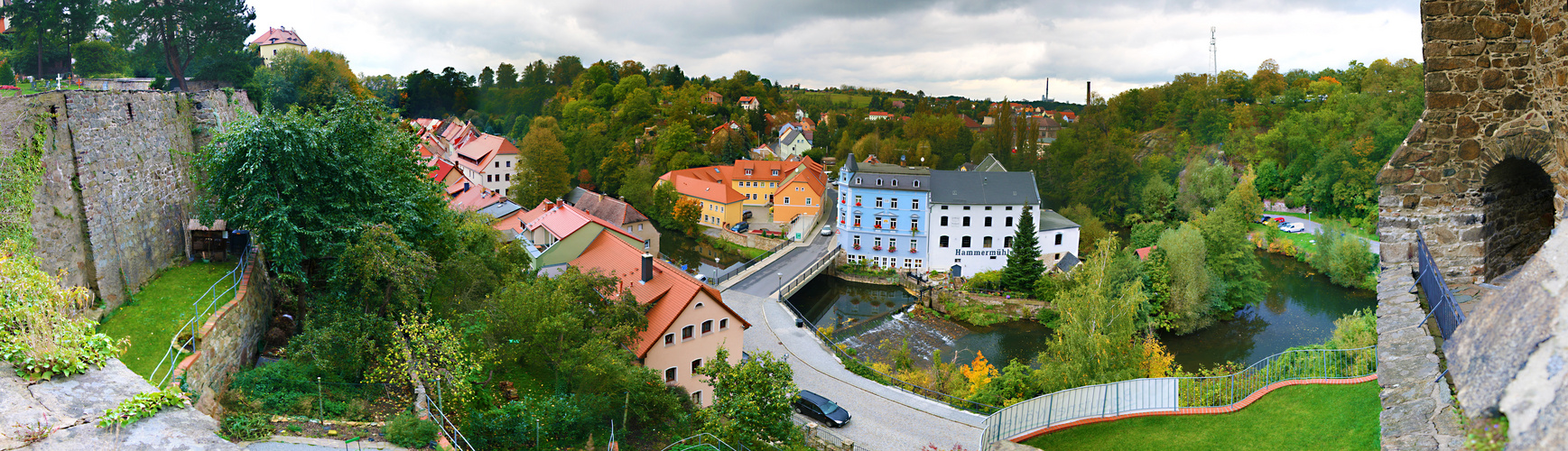 Bautzen, Blick vom Nicolaifriedhof auf die Hammermühle