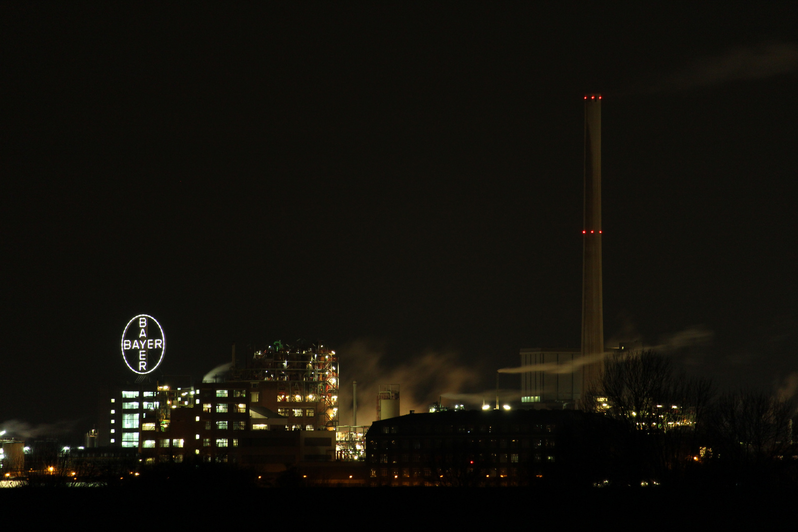 Bayer Werk Krefeld Uerdingen Foto Bild Industrie Und Technik Industrie Nachts Industriefotografie Bilder Auf Fotocommunity