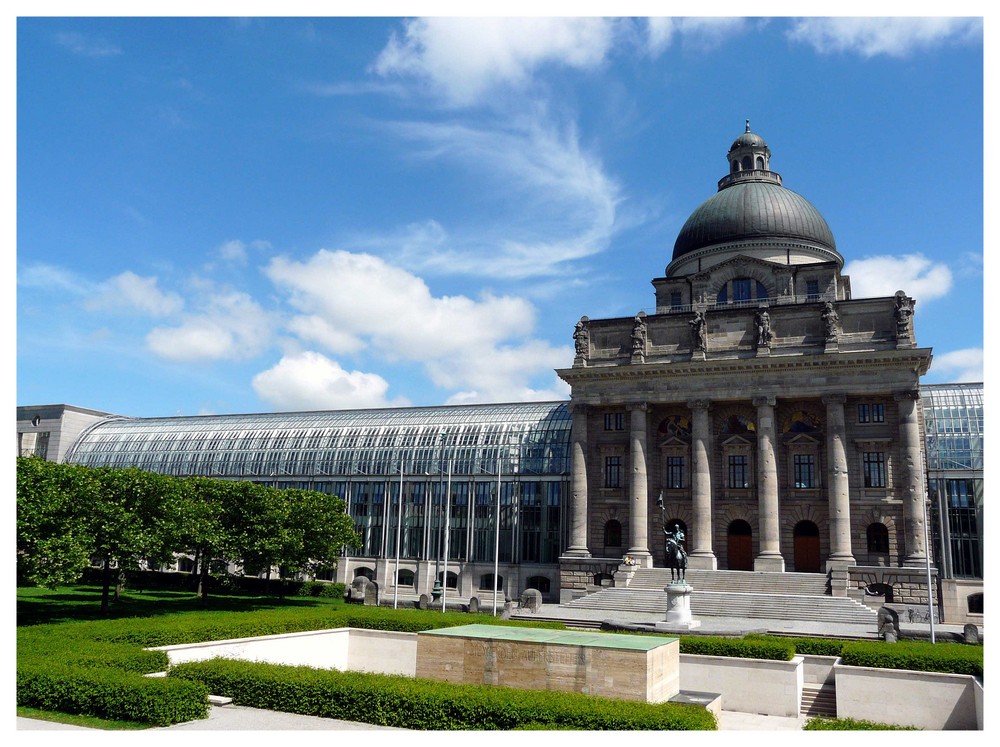 Bayerische Staatskanzlei