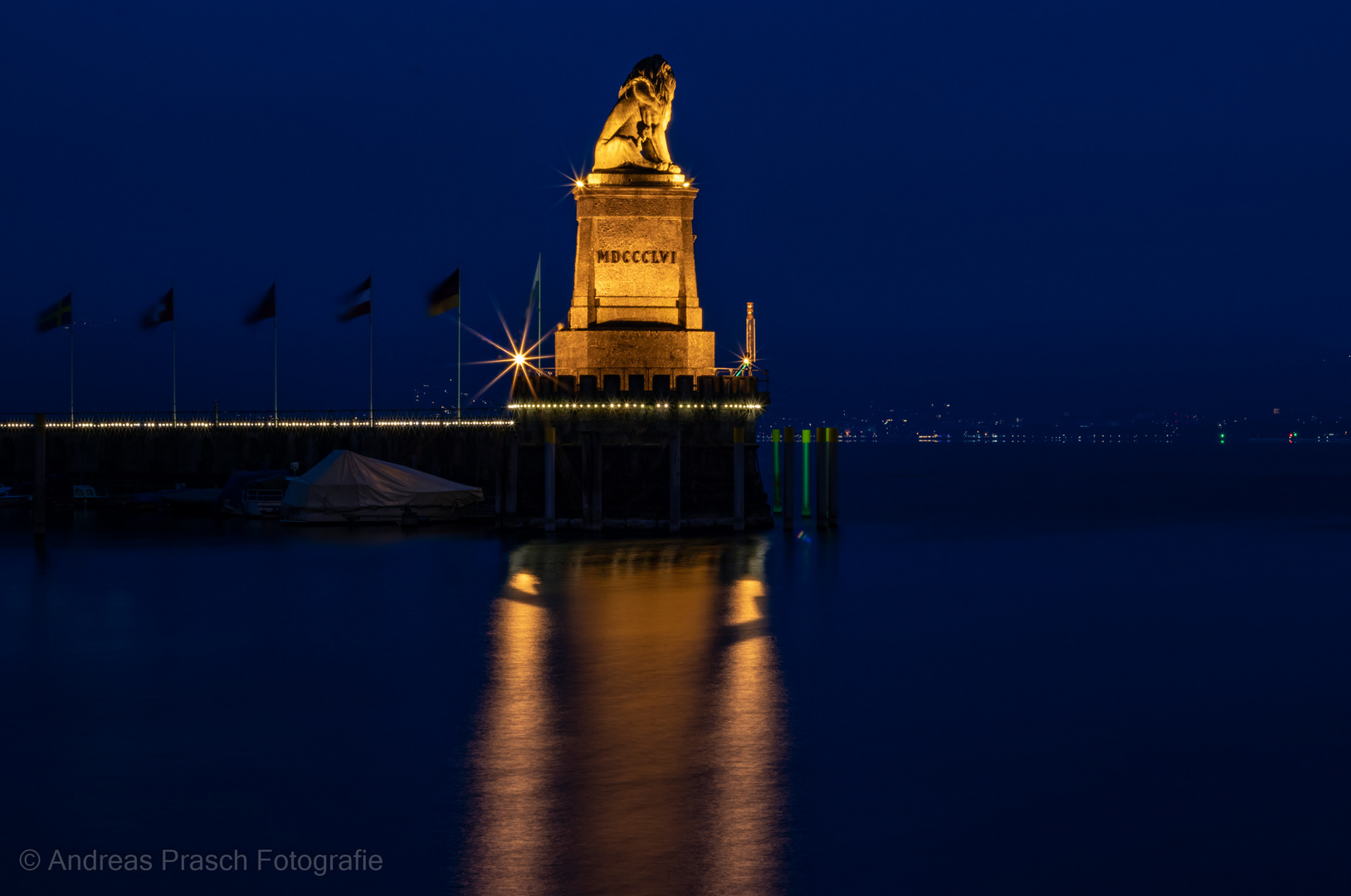 Bayerischer Löwe am Abend