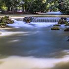 BAYERN : MÜNCHEN - ENGLISCHER GARTEN - DER EISBACH