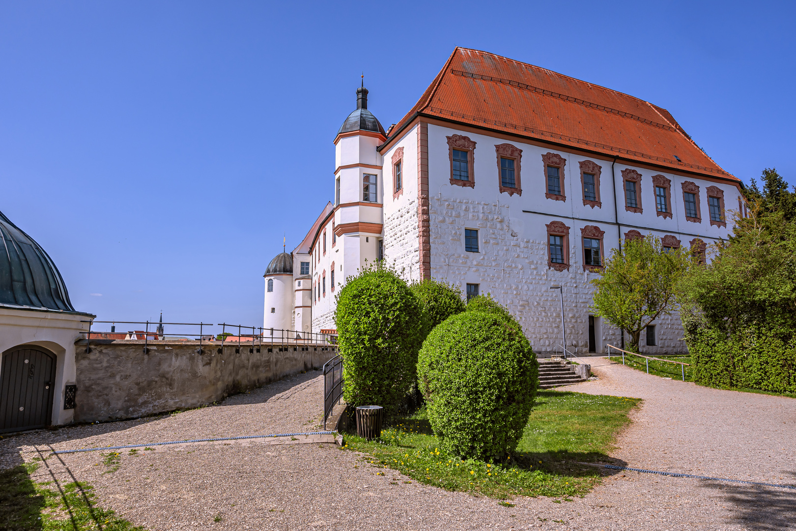 BAYERN : SCHLOSS DILLINGEN AN DER DONAU