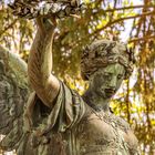 BAYERN : STATUE IM SCHLOSSGARTEN DILLINGEN