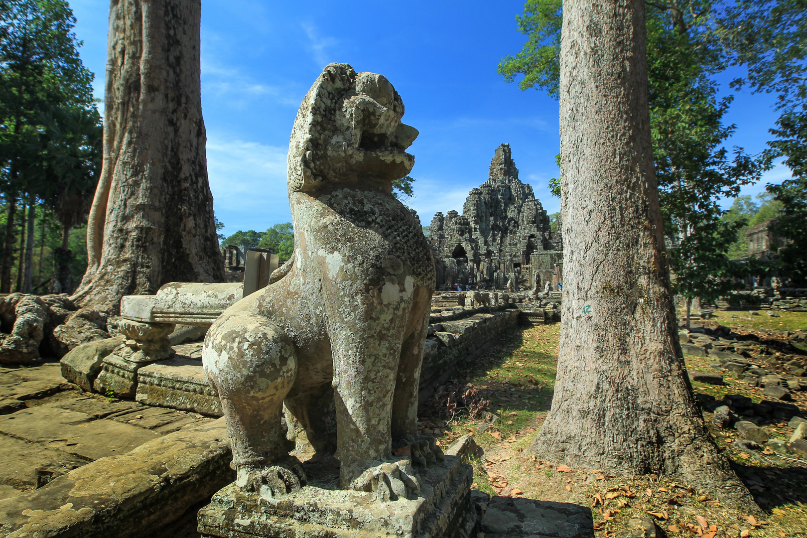 Bayon mit Löwen