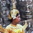 Bayon temple dancer