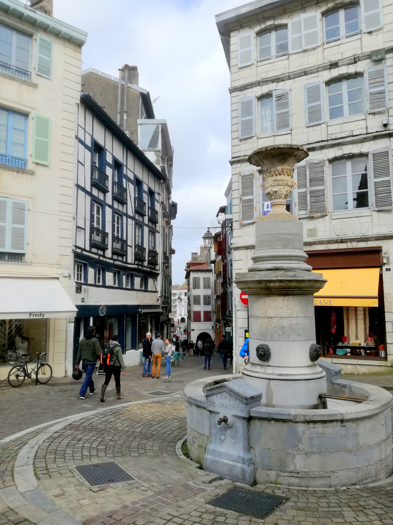 Bayonne, au fil des rues