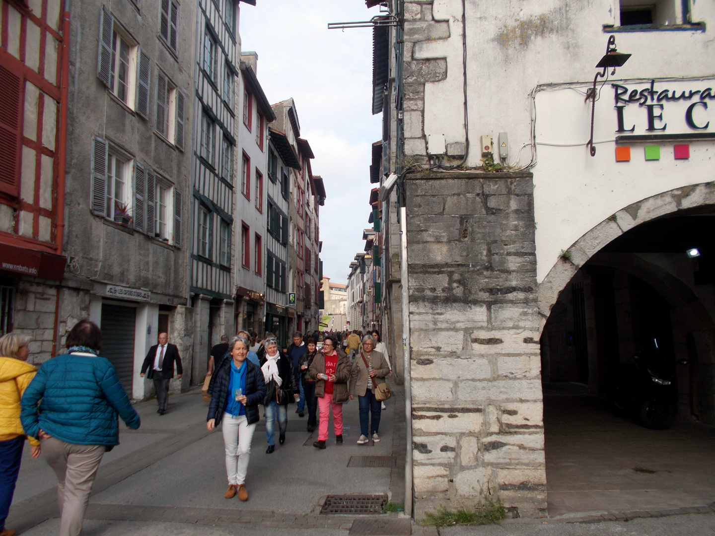 Bayonne , au hasard des rues ... mai 2018