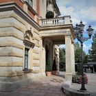 Bayreuth Festspielhaus Balkon über Haupteingang